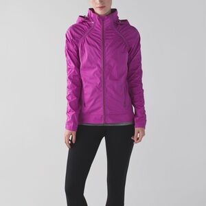 Lululemon Gather And Sprint Jacket,‎ Ultra Violet